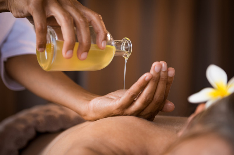 aroma massagen&nbsp;